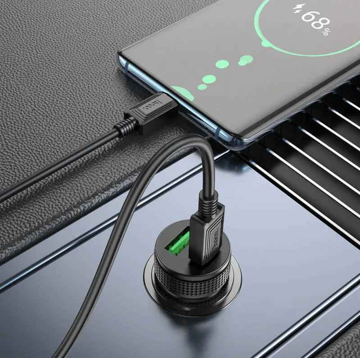 Techplus Hoco Z49B dual-port car charger with 38W USB-C PD and USB-A QC fast charging ports, compact and easy to install.