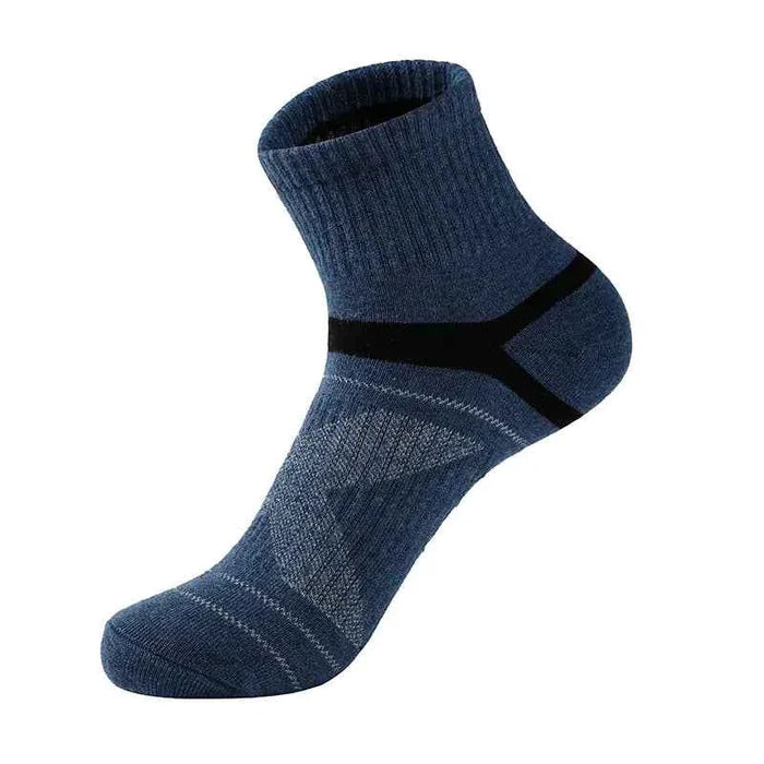 Light gray men's outdoor sports socks by Mead's Supply & Equipment Outfitters, durable 75% cotton crew socks for hiking and basketball.
