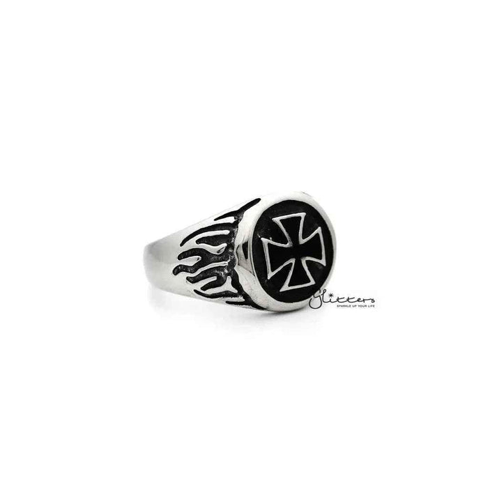 Men's stainless steel circle cross casting rings by Glitters, featuring sleek metal design and detailed cross motifs.