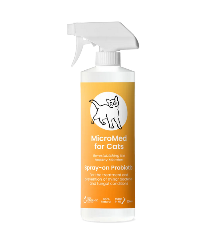 MicroMed for Cats Acute Care Immediate Care bottle with 250ml capacity, designed for feline veterinary treatment.