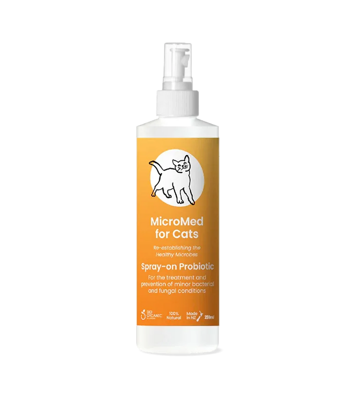 MicroMed for Cats Acute Care in a 250mL bottle, designed for immediate veterinary care for feline health needs.
