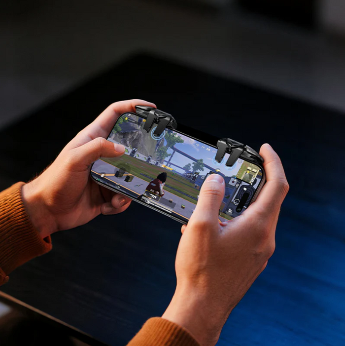 Techplus mobile gaming trigger buttons for 4-finger controller, compact design for enhanced mobile gaming experience.