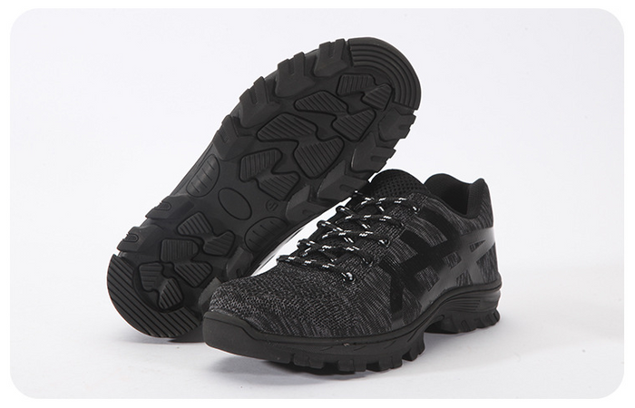 Steel toe work shoes by dealonline.co.nz featuring lightweight, anti-piercing sneakers suitable for hiking and work safety.