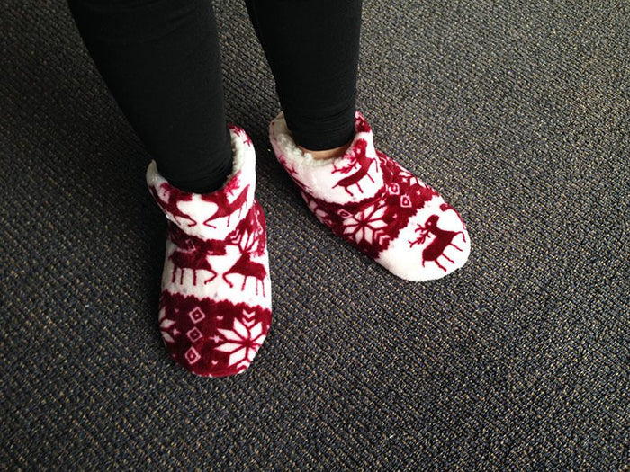 Set of 12 pairs of kids' warm floor socks in size 20-23, soft and cozy footwear from dealonline.co.nz.