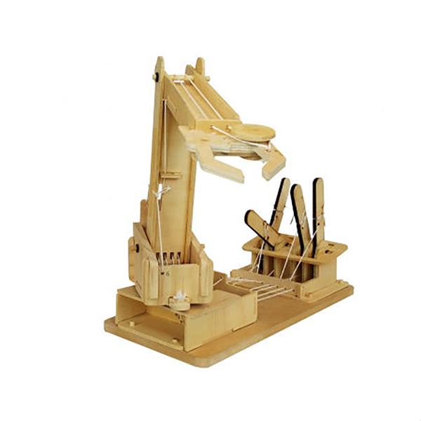 Light wood crane model with a movable arm and claw, controlled by levers and white string on a rectangular base.